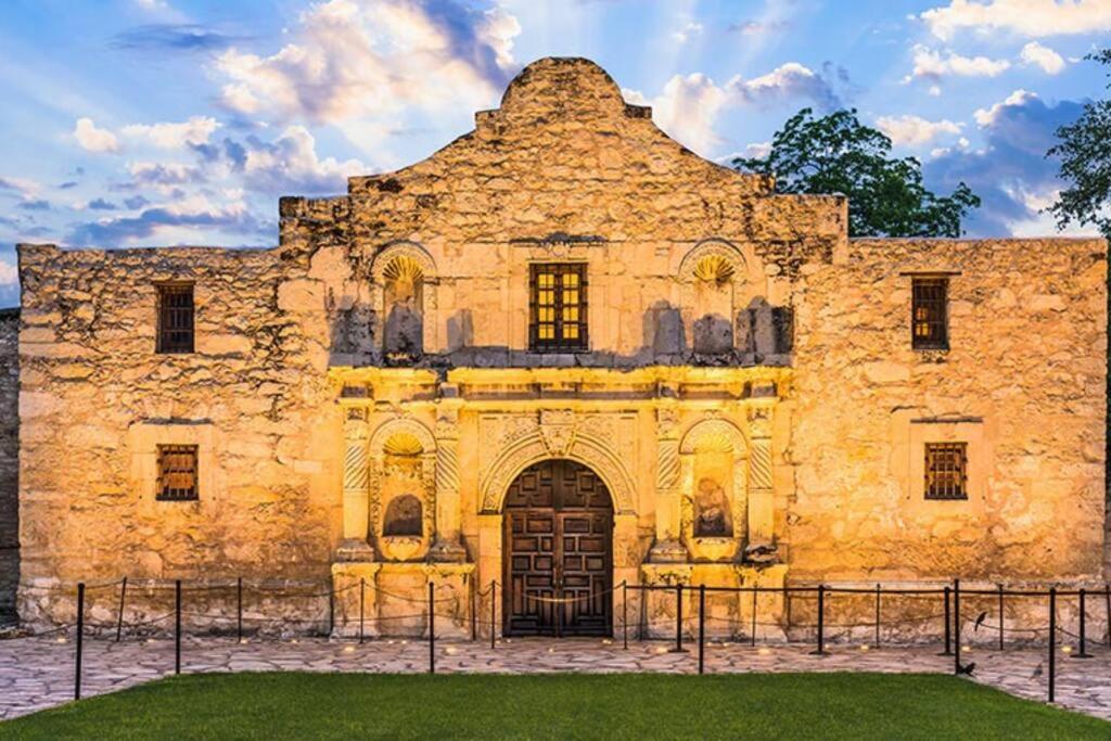 Pershing Place: Historic Home With Heated Spa/Pool By Zoo, Pearl, Golf, Witte San Antonio Eksteriør billede